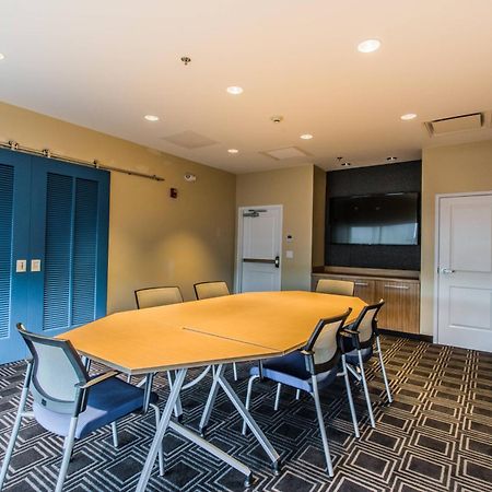 Towneplace Suites By Marriott Evansville Newburgh Exterior foto